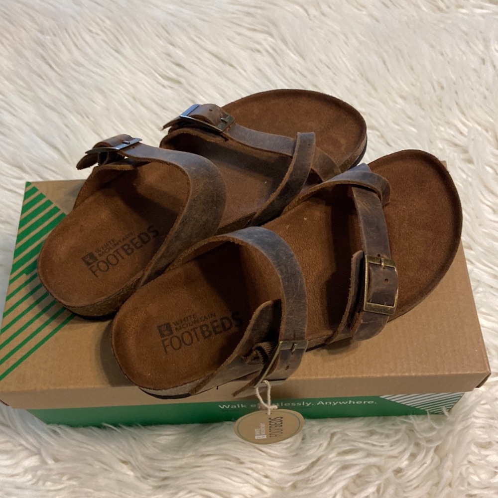 Footbeds Sandals size 6 brand new with box genuine leather brown color